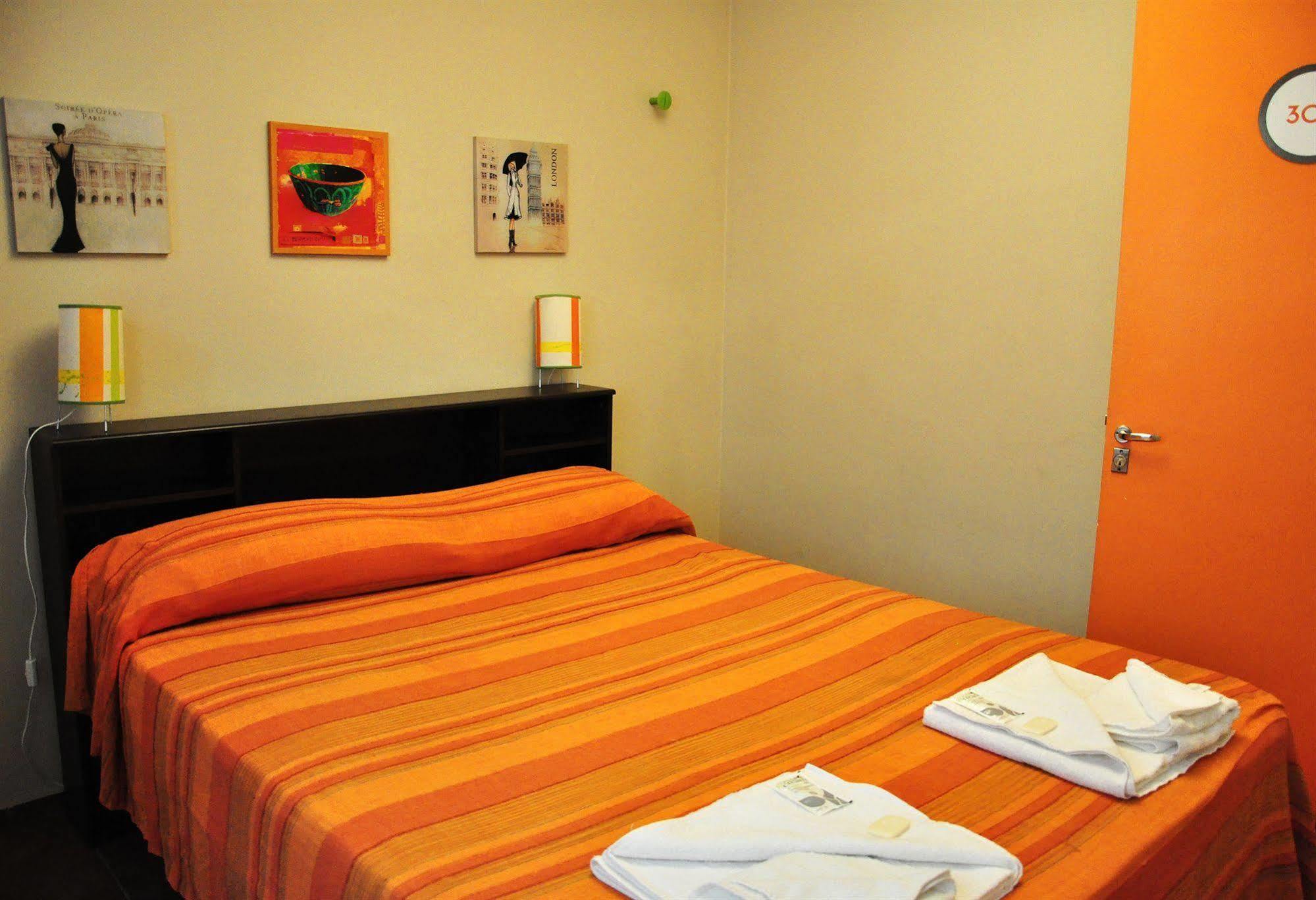 Hostel Suites Mendoza Buitenkant foto